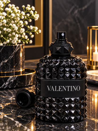 Valentino Uomo Born in Roma Rockstud Noir EDT for Men – 3.4 oz (100 ml)